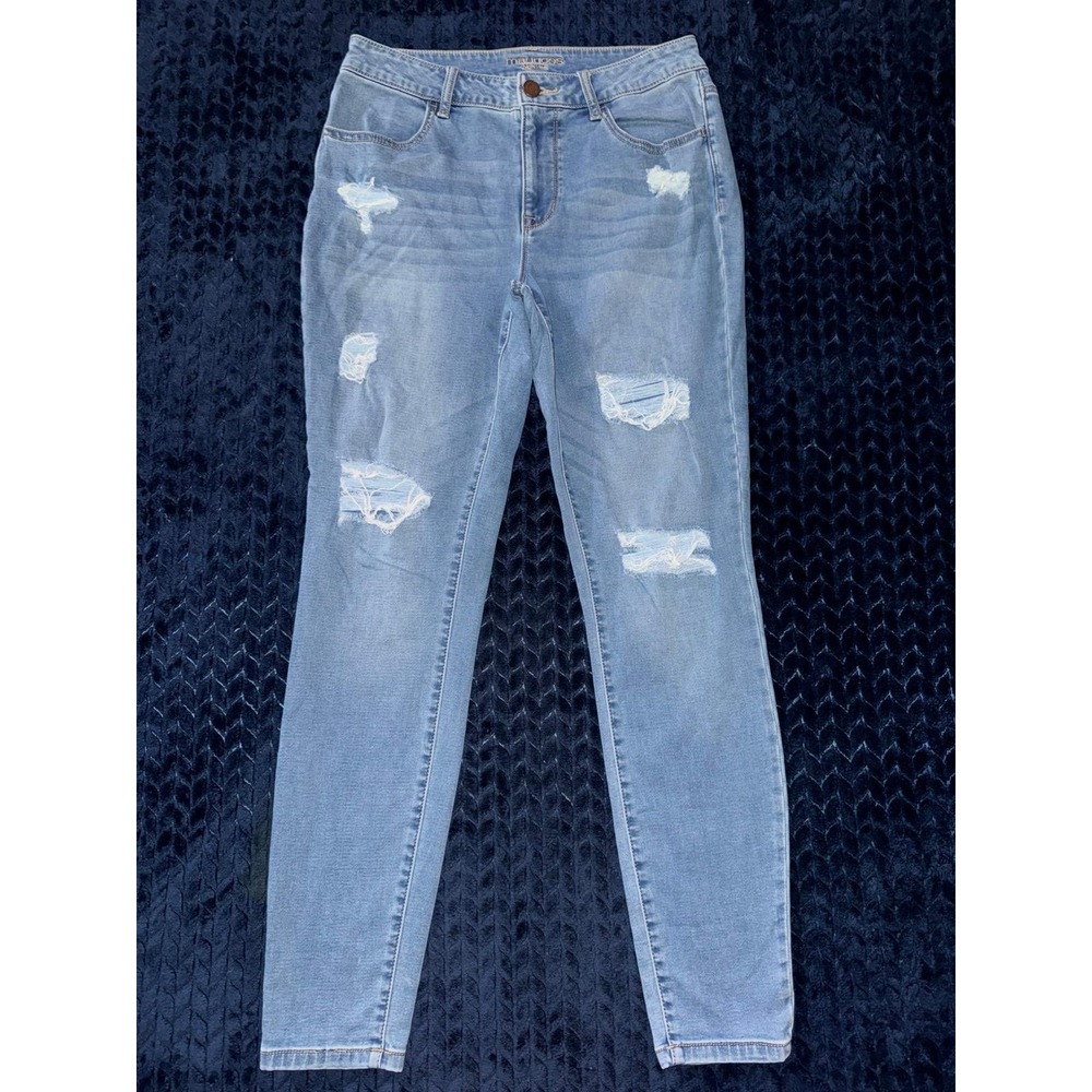 Maurices Women's High-Rise Ripped Distressed Skinny Jeans Light Wash Denim M‎